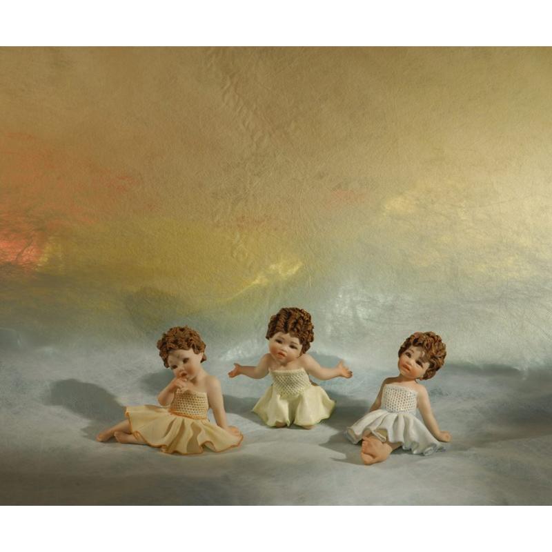 lalka z porcelany trzy lalki